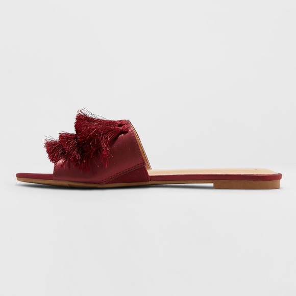 A New Day Sandals Burgundy Benetta Fringe Satin - Picture 3 of 8